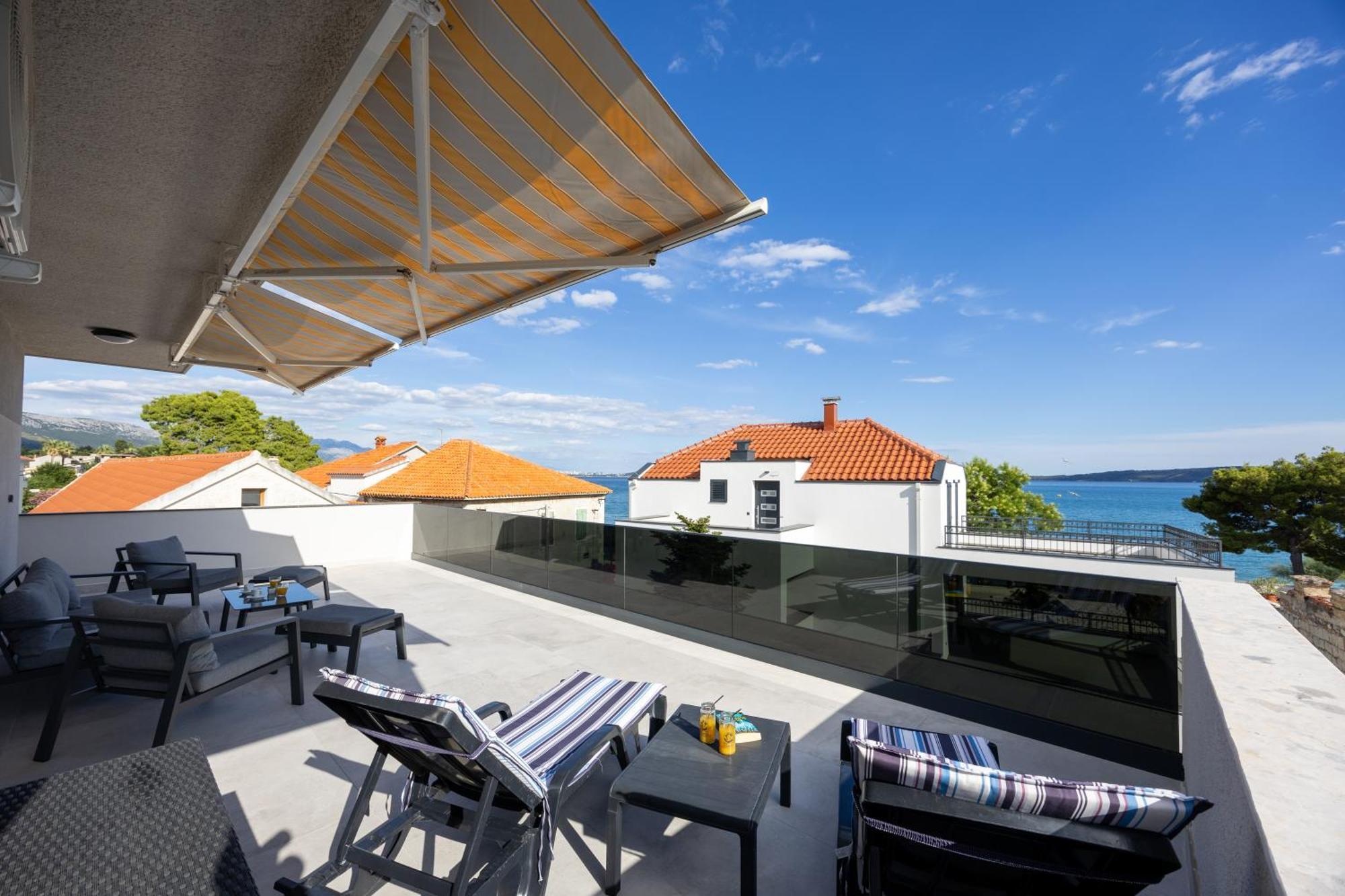 Terrace Apartment Kastela