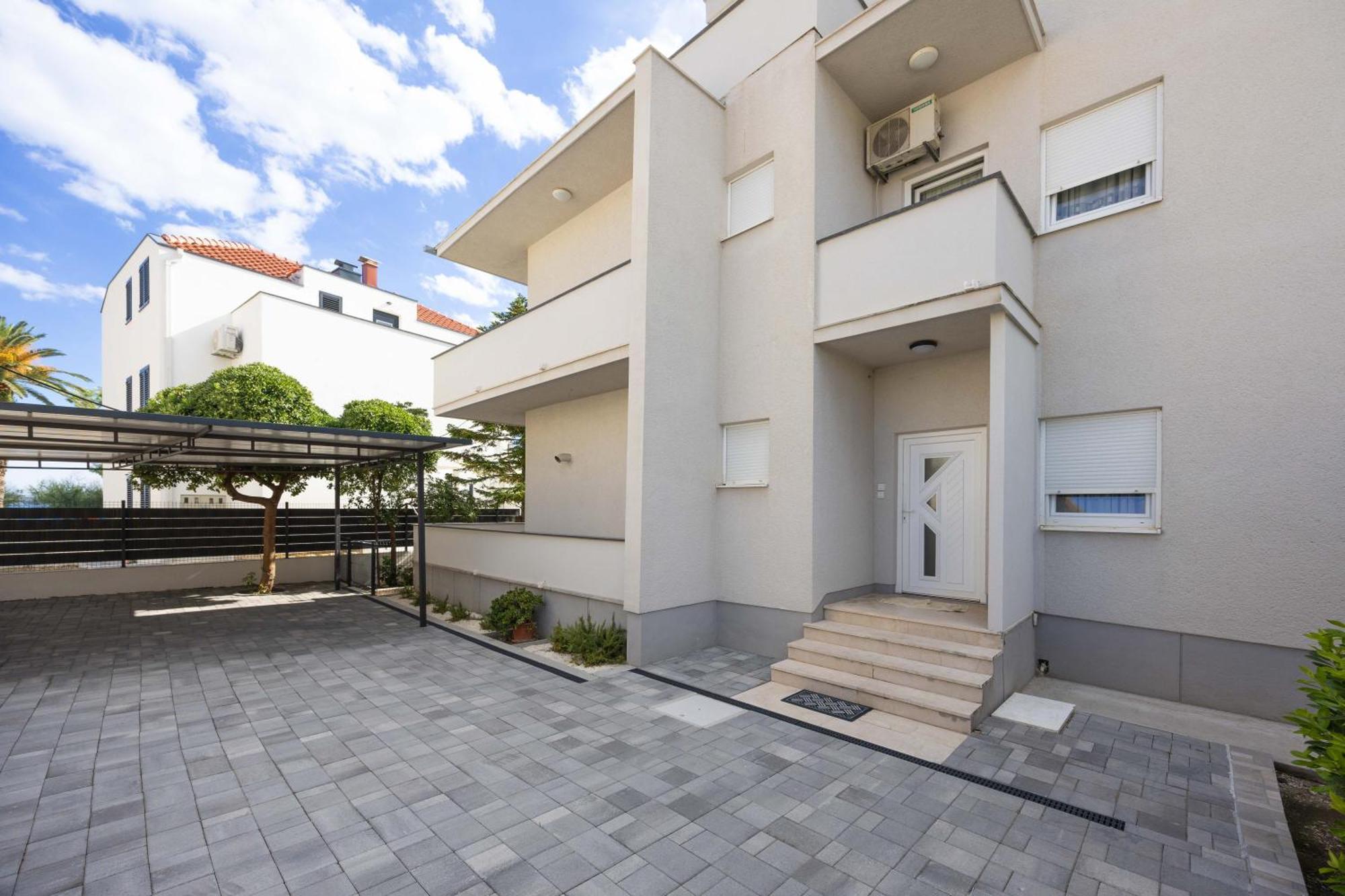 Apartment Terrace