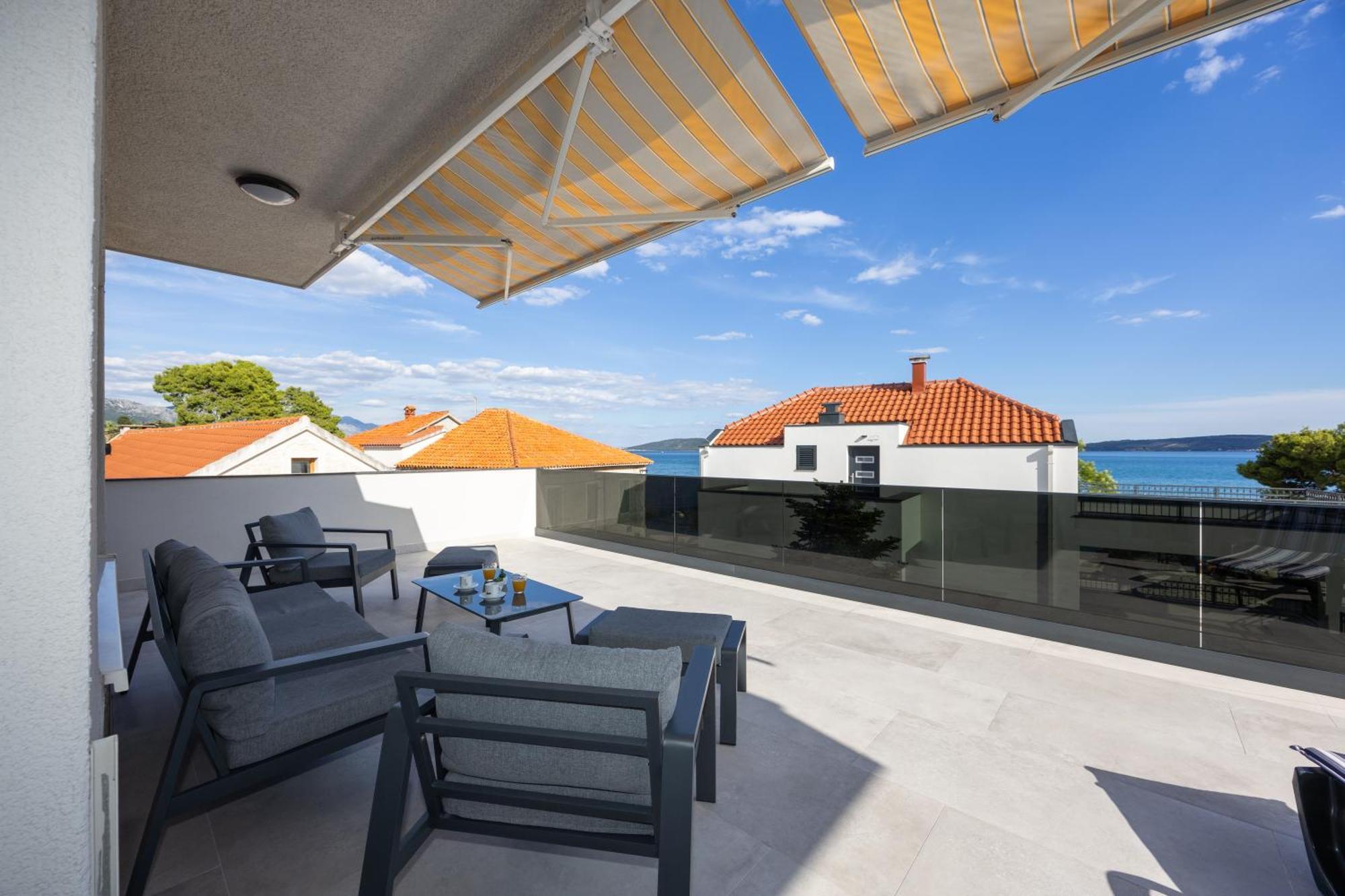 Apartment Terrace Kastela