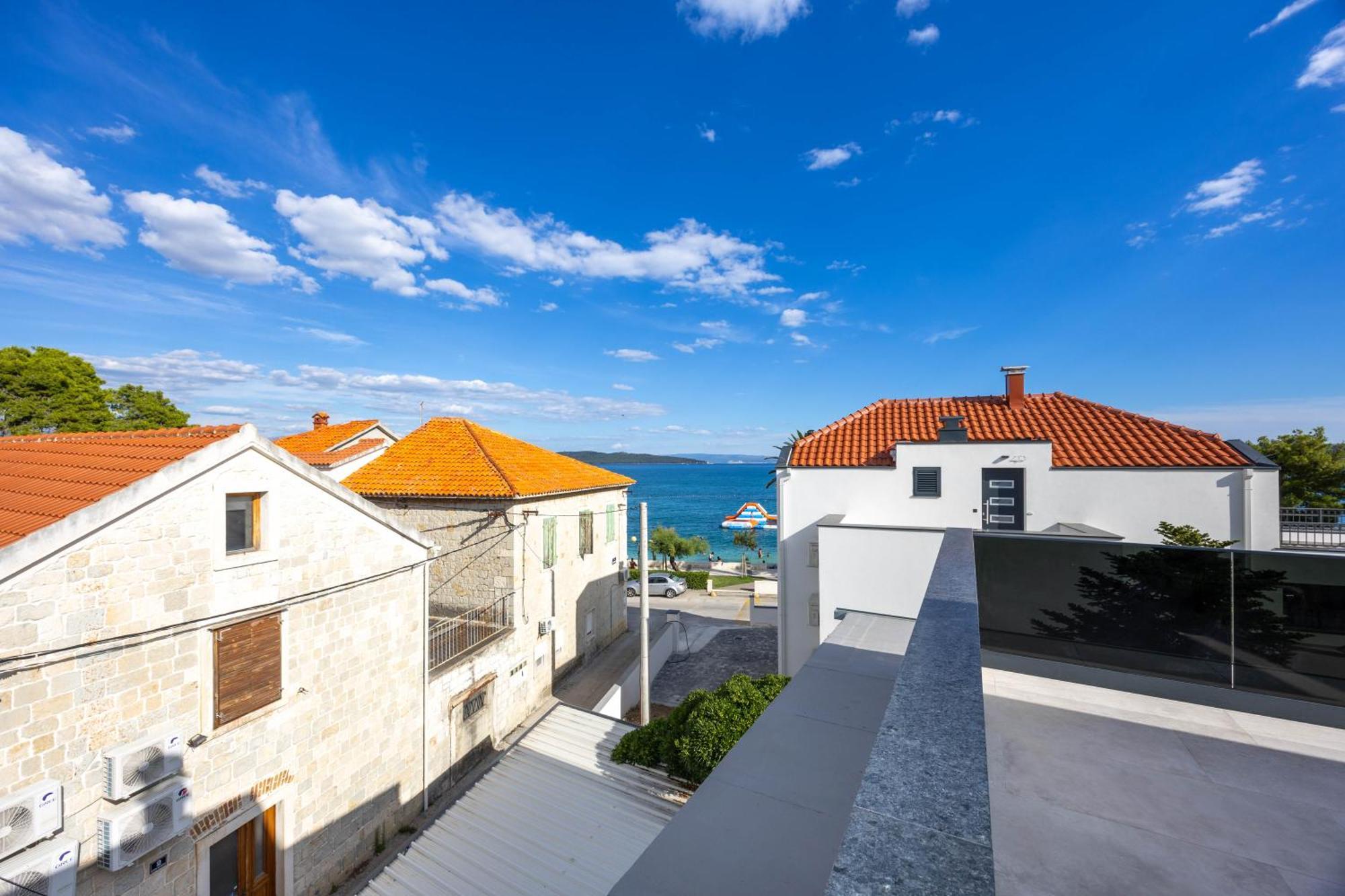Terrace Apartment Kastela